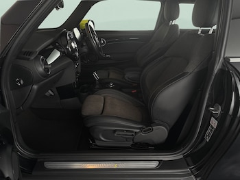Used MINI Hatch 2023 for sale - 78554025: Photo