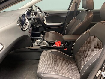 Used Kia XCeed undefined for sale - 78381914: Photo