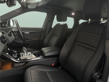 Used Land Rover Range Rover Evoque 2023 for sale - 79449412: Photo