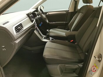 Used Volkswagen T-Roc 2023 for sale - 78486572: Photo
