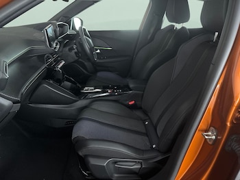 Used Peugeot 2008 2023 for sale - 78692368: Photo