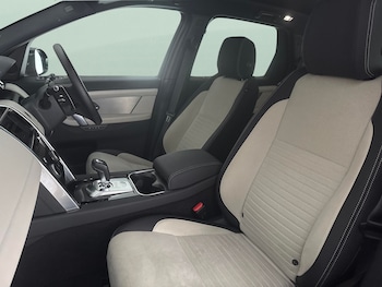 Used Land Rover Discovery Sport 2023 for sale - 79381677: Photo