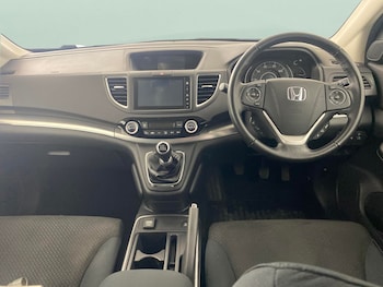 Used Honda CR-V 2018 for sale - 79068991: Photo