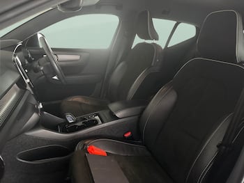 Used Volvo XC40 2020 for sale - 79685374: Photo