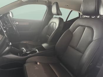 Used Volvo XC40 2021 for sale - 79692398: Photo
