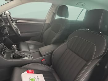 Used Skoda Superb 2023 for sale - 79801477: Photo