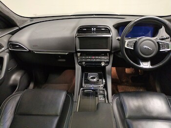 Used Jaguar F-Pace 2020 for sale - 78598423: Photo