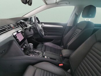 Used Volkswagen Passat undefined for sale - 79035475: Photo