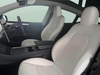 Used Tesla Model Y 2023 for sale - 79616438: Photo