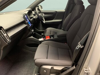 Used Volvo XC40 2023 for sale - 78482643: Photo