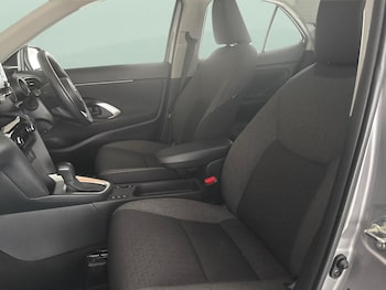 Used Toyota Yaris Cross 2024 for sale - 79585448: Photo