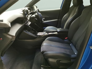 Used Peugeot 2008 2022 for sale - 78506437: Photo