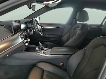 Used BMW 5 Series 2022 for sale - 78320006: Photo