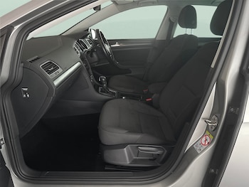 Used Volkswagen Golf 2019 for sale - 78508936: Photo