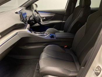 Used Peugeot 3008 2023 for sale - 78474807: Photo