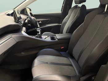 Used Peugeot 3008 undefined for sale - 78650882: Photo