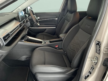 Used Jeep Avenger 2025 for sale - 78915997: Photo