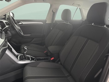 Used Volkswagen T-Roc 2023 for sale - 79394103: Photo