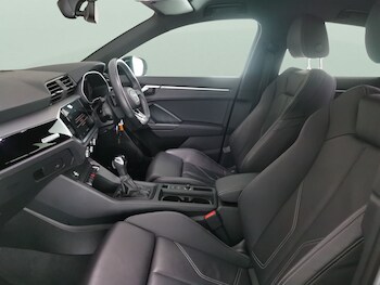 Used Audi Q3 2023 for sale - 78319884: Photo