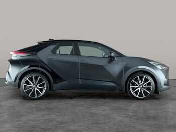 Used Toyota C-HR 2024 for sale - 78319919: Photo