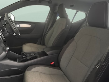 Used Volvo XC40 2023 for sale - 79217901: Photo