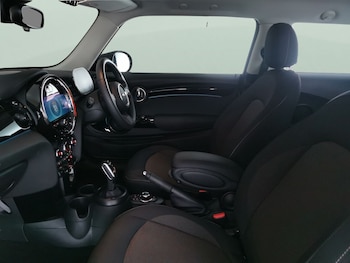 Used MINI Hatch 2023 for sale - 78638899: Photo
