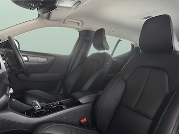 Used Volvo XC40 2022 for sale - 79428148: Photo