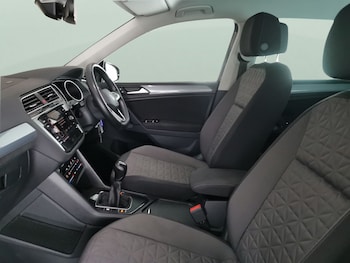 Used Volkswagen Tiguan 2022 for sale - 79342332: Photo