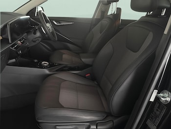 Used Kia Niro 2023 for sale - 78805510: Photo