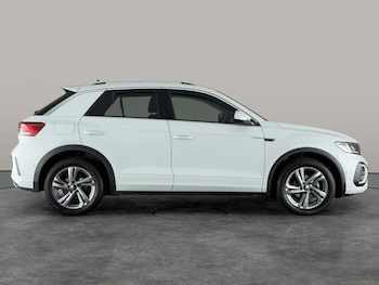 Used Volkswagen T-Roc 2024 for sale - 78319880: Photo