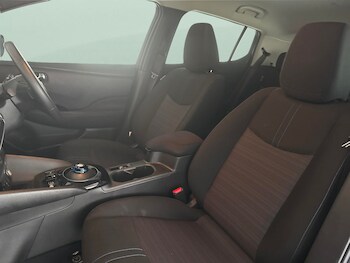 Used Nissan Leaf 2022 for sale - 79005984: Photo