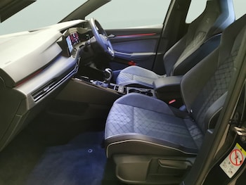 Used Volkswagen Golf 2023 for sale - 79351371: Photo