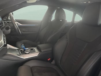 Used BMW i4 2023 for sale - 79152094: Photo
