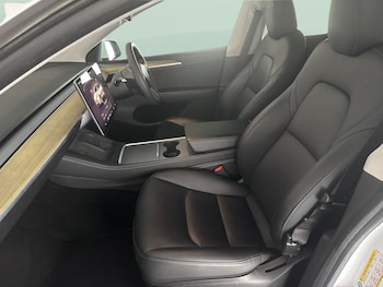 Used Tesla Model Y 2023 for sale - 79381697: Photo