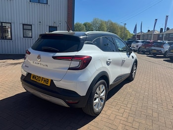 Used Renault Captur 2020 for sale - 78483549: Photo