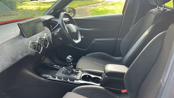 Used DS Automobiles DS 3 Crossback 2019 for sale - 74650397: Photo 16