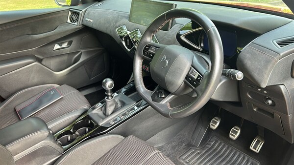 Used DS Automobiles DS 3 Crossback 2019 for sale - 74650397: Photo 18