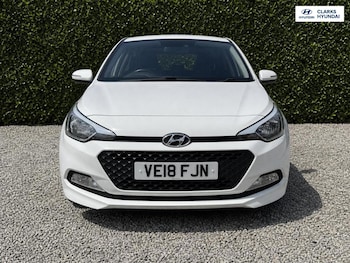 Used Hyundai i20 2018 for sale - 79047123: Photo