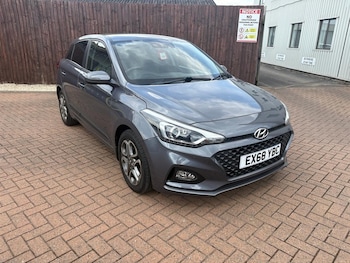 Used Hyundai i20 2018 for sale - 78575943: Photo