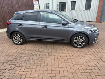 Used Hyundai i20 2018 for sale - 78575943: Photo
