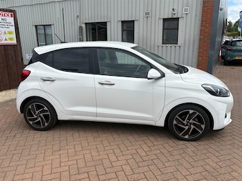 Used Hyundai i10 2023 for sale - 78762548: Photo