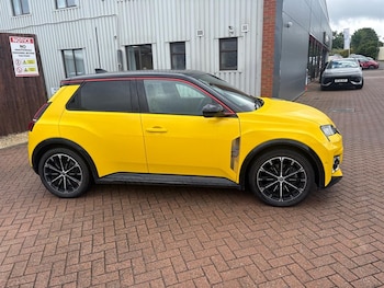 Used Renault 5 2025 for sale - 78826493: Photo