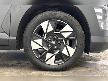 Used Hyundai KONA 2024 for sale - 78483362: Photo