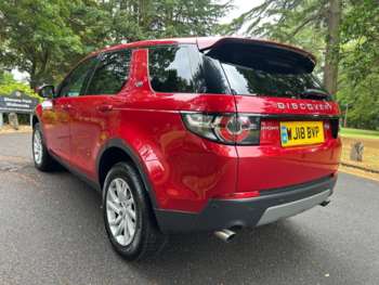 Used Land Rover Discovery Sport 2018 for sale - 75222038: Photo