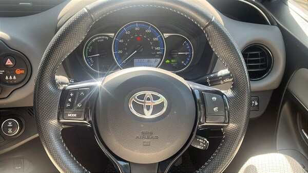 Used Toyota Yaris 2016 for sale - 75384892: Photo 15