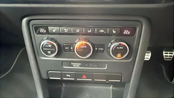 Used Volkswagen Beetle 2013 for sale - 74390614: Photo 45