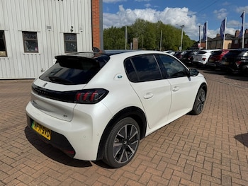 Used Peugeot E-208 2021 for sale - 78603595: Photo