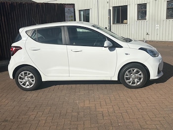 Used Hyundai i10 2019 for sale - 78483624: Photo