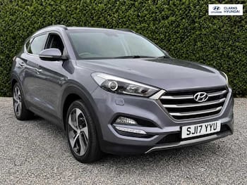 Used Hyundai Santa Fe 2017 for sale - 79619869: Photo