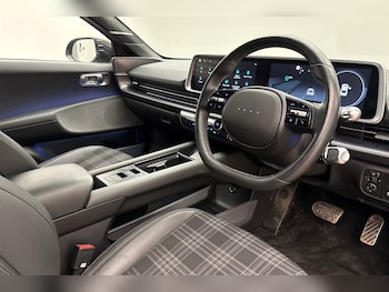 Used Hyundai IONIQ 6 2024 for sale - 79058270: Photo